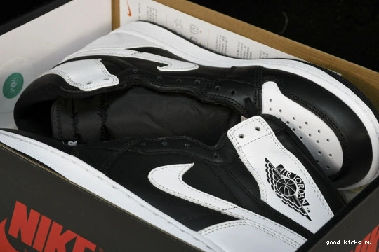  Retro  DZ5485-010 DZ5485-010 High OG White 1 Jordan Black 0302